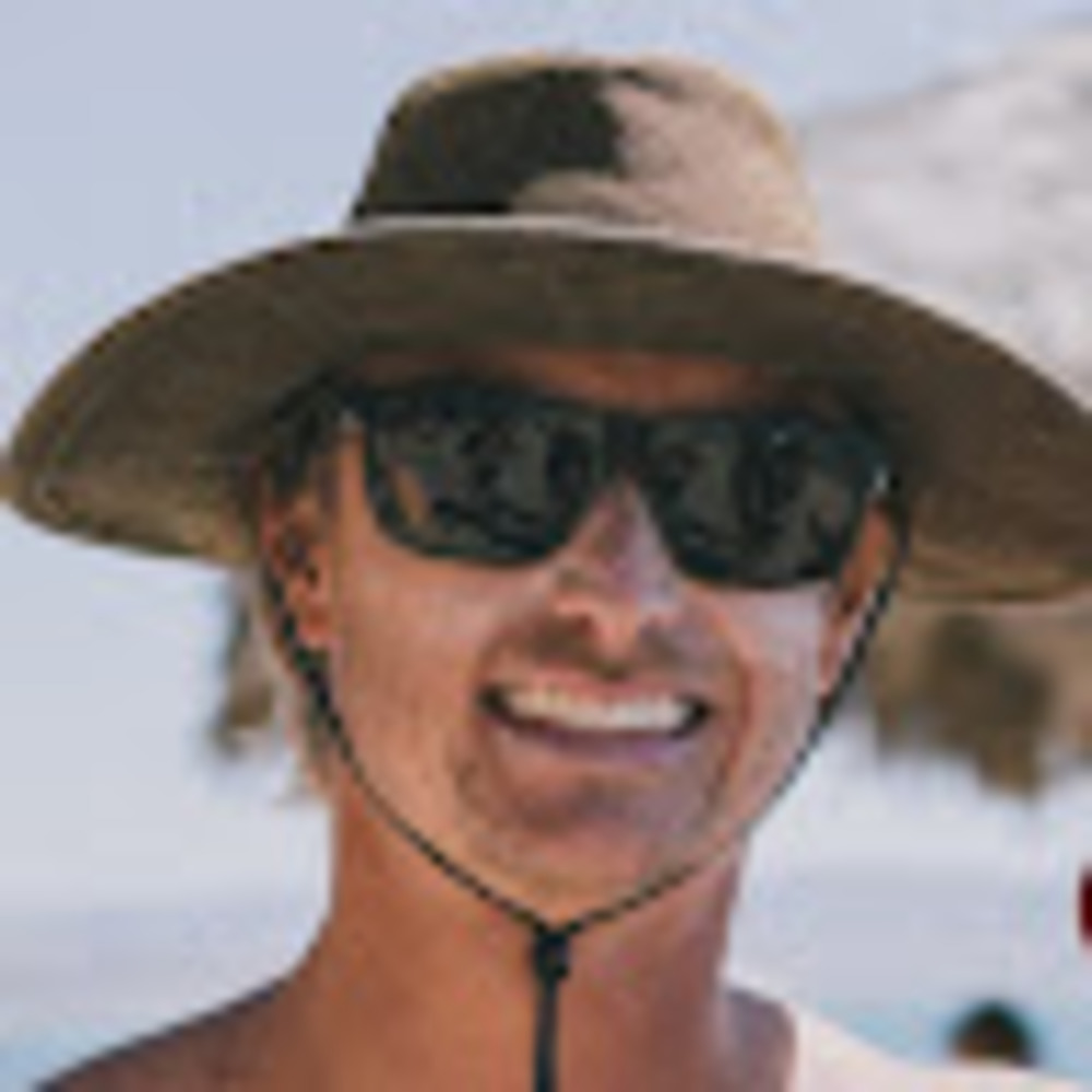 Meet your Posher, Max